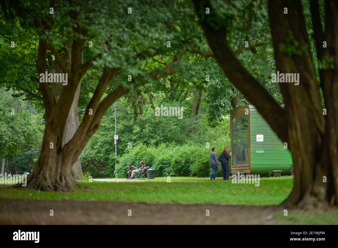 Bilder von Stadtgarten Köln: Entdecke die Magie des Zeichnens!