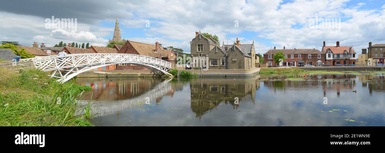 Chinese Bridge, Town Offices and the Causeway Godmanchester Cambridgeshire. Stock Photo