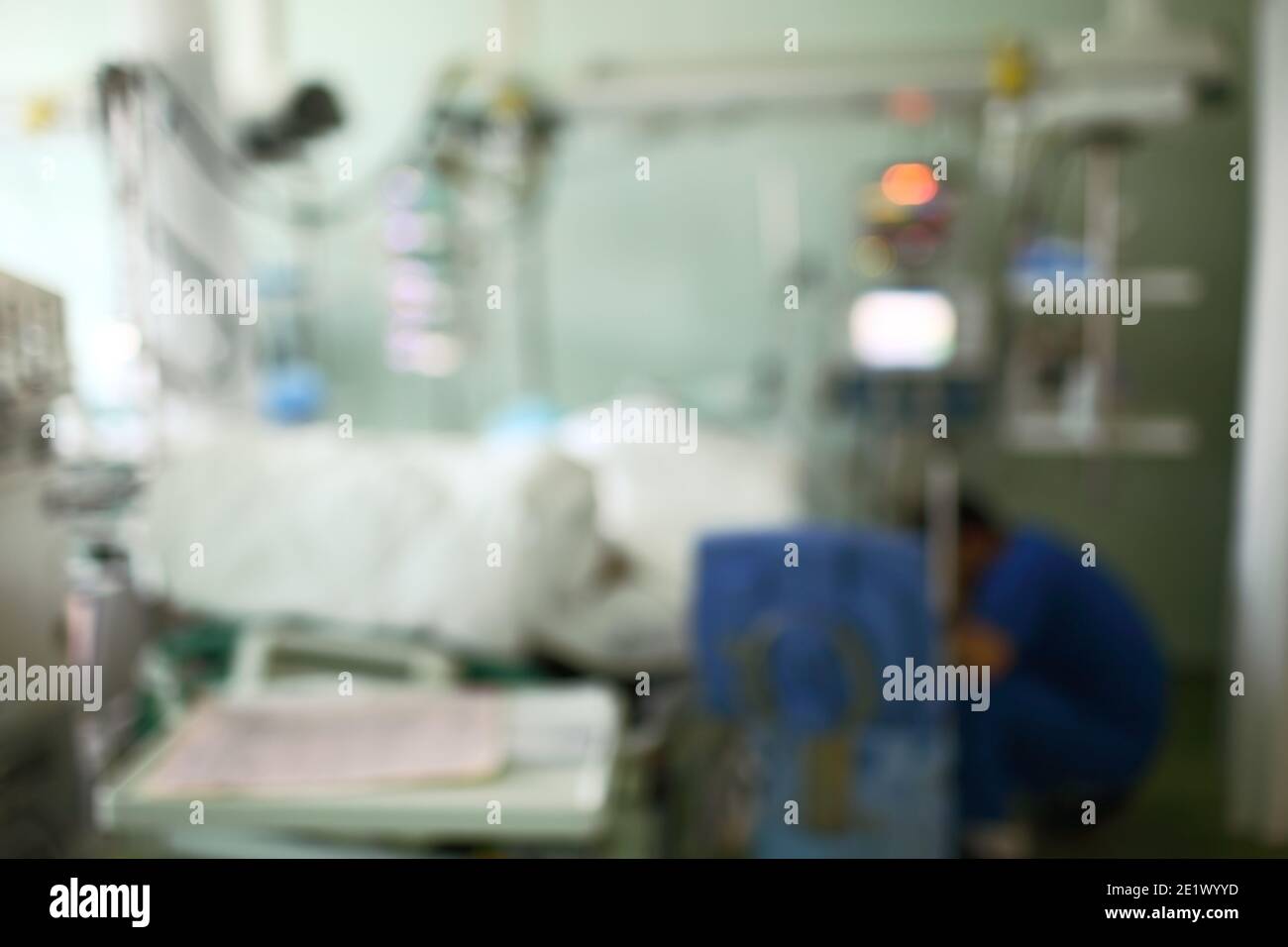 Doctor patient hospital bed hi-res stock photography and images - Alamy