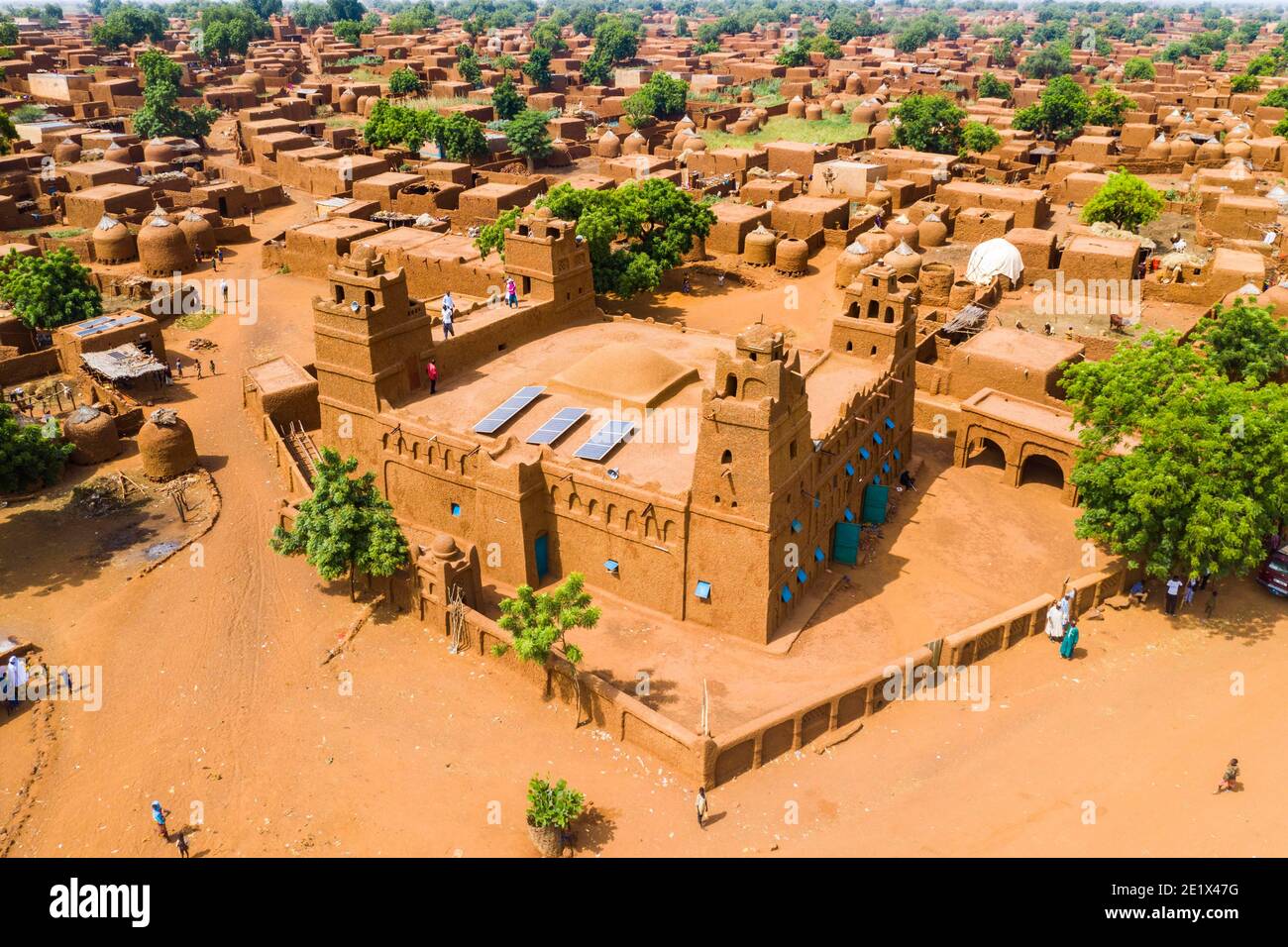 Aerial view, local view, Yama Mosque, Sudano-Sahel Architecture, Yaama, Niger Stock Photo