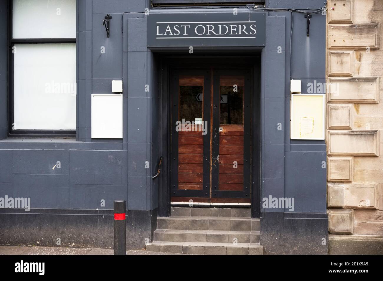 Glasgow, Scotland, UK, October 11th 2020, Central Scotland Pubs and Bars closed by the Scottish Government due to rise in Covid-19 cases Stock Photo
