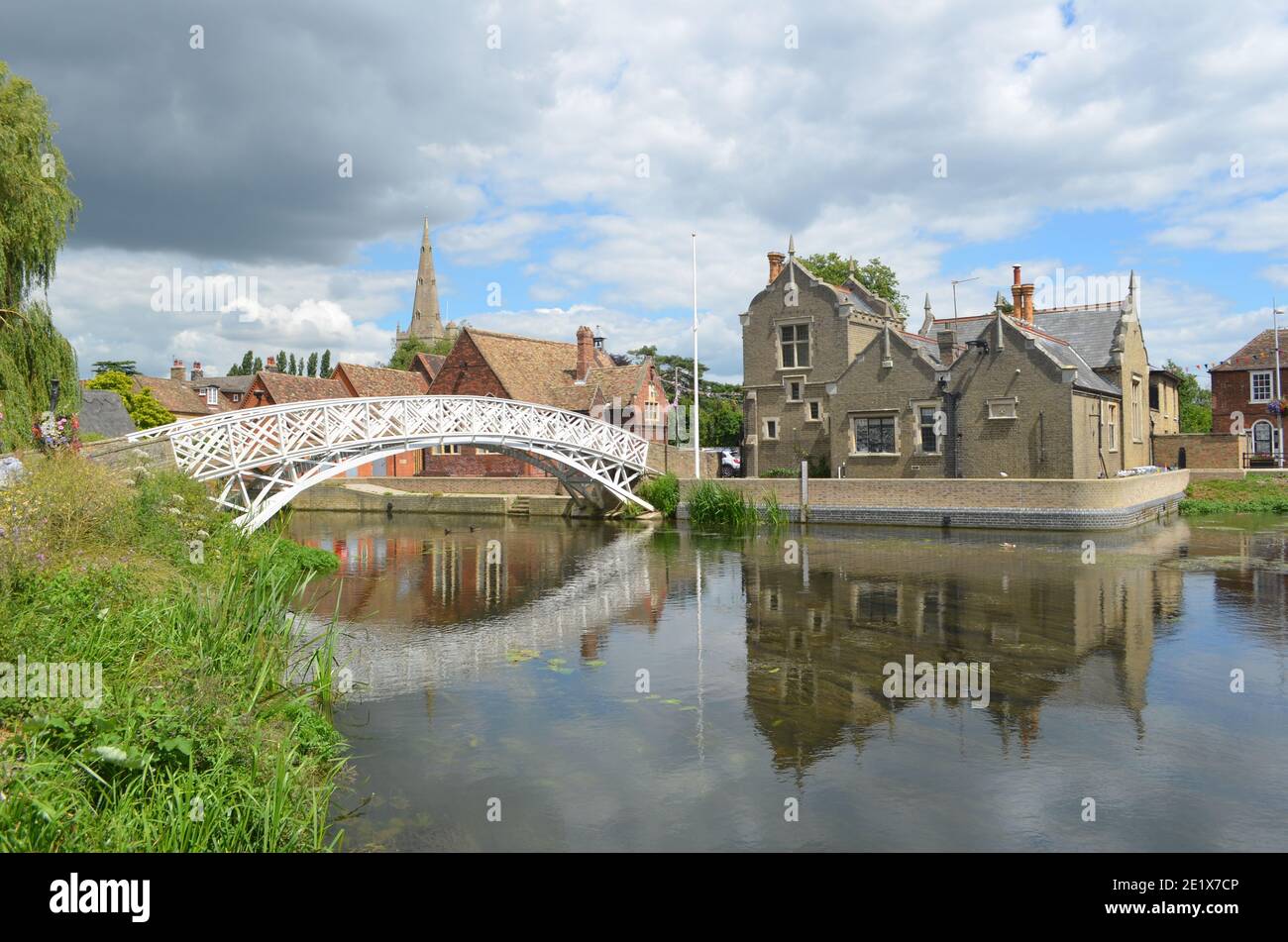 Chinese Bridge, Town Offices and the Causeway Godmanchester Cambridgeshire. Stock Photo