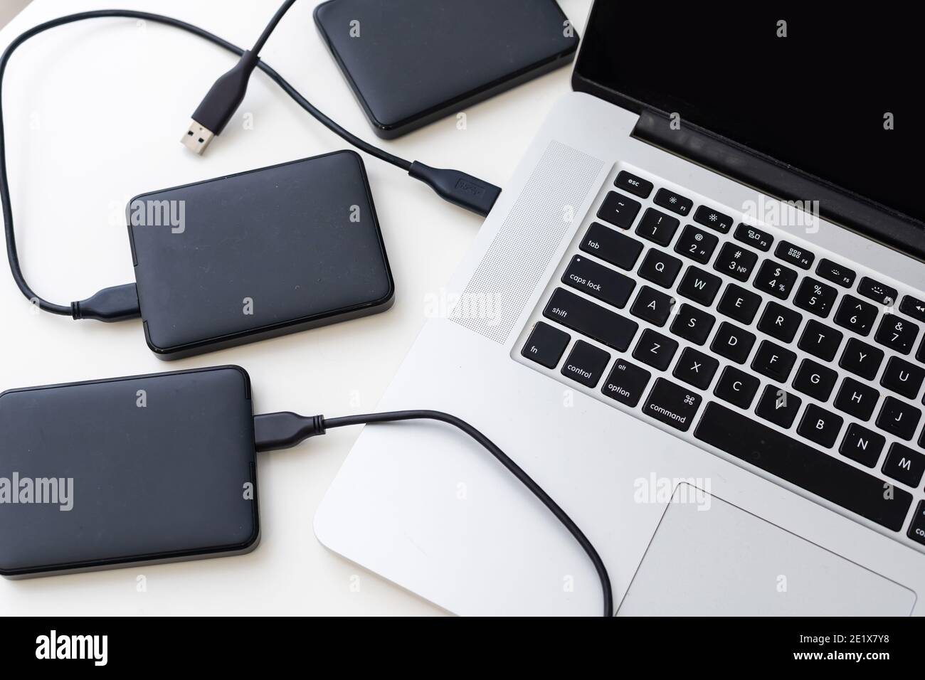 Hard disc drive connected hires stock photography and images Alamy