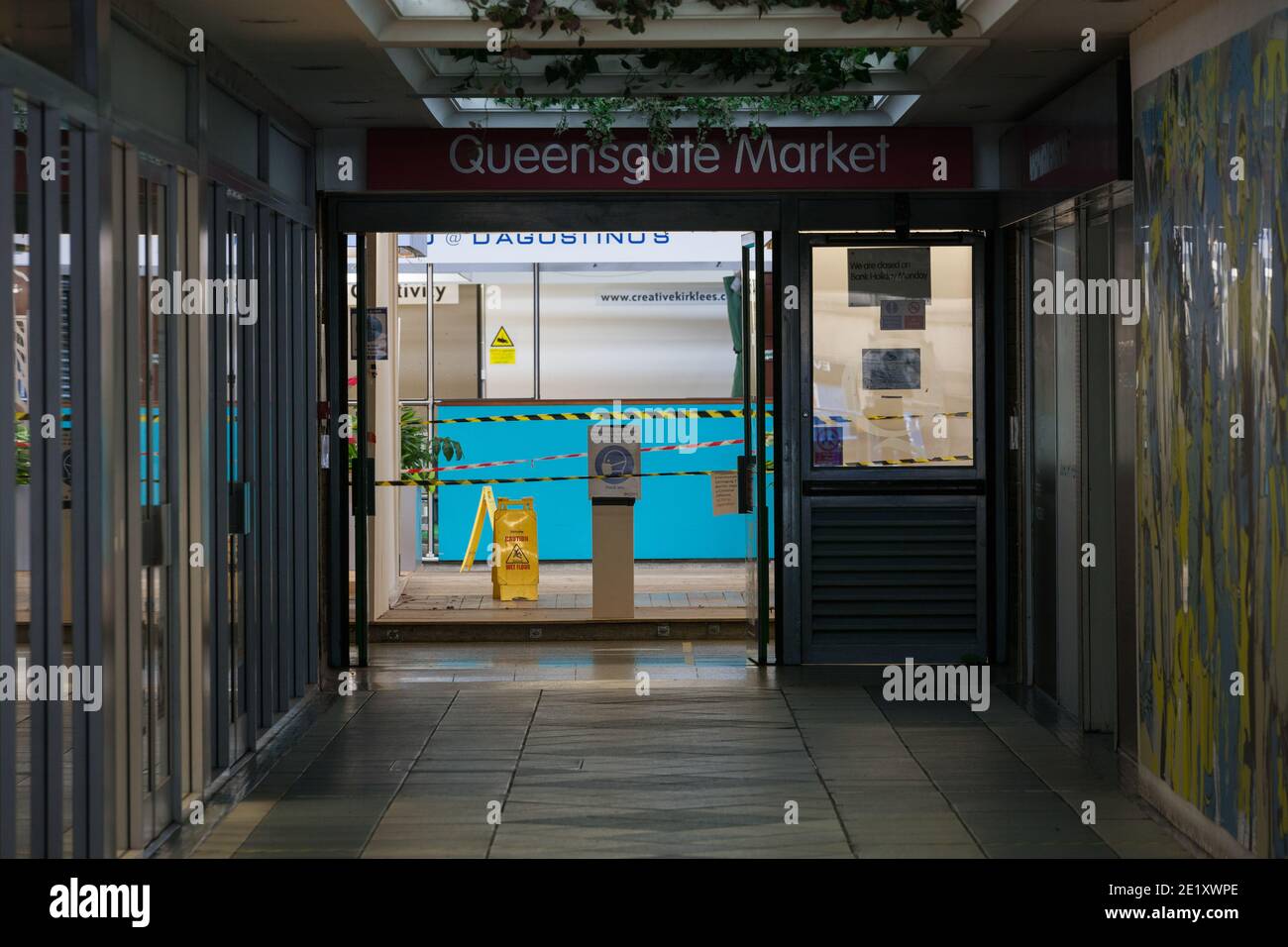 Queensgate market hi-res stock photography and images - Alamy