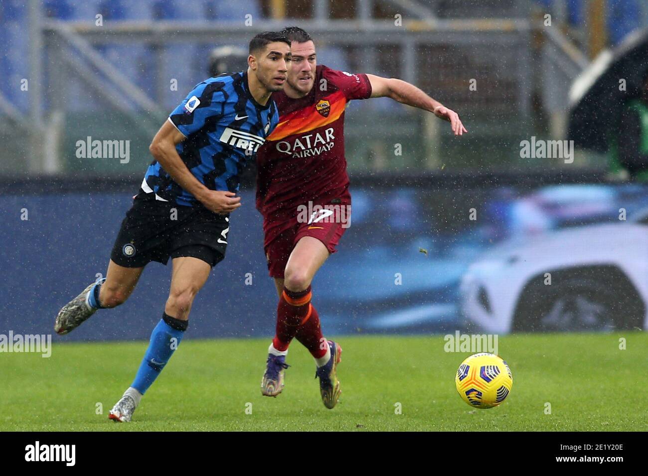 Rome, Italy. 10th Jan, 2021. ROME, Italy - 10.01.2021: A.Hakimi (Inter),  JORDAN VERETOUT (ROMA) in action during the Italian Serie A league  2020-2021 soccer match between AS ROMA vs FC INTER, at