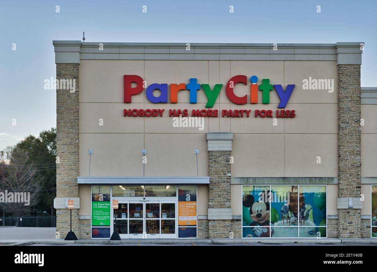 Houston, Texas USA 01-01-2021: Party City storefront in Houston, TX. Largest retailer of celebration goods in the USA, founded in 1986. Stock Photo