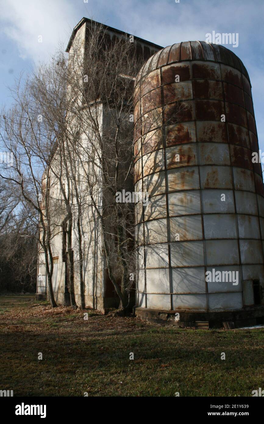 Black Walnut, Missouri, USA Grain elevator Stock Photo Alamy