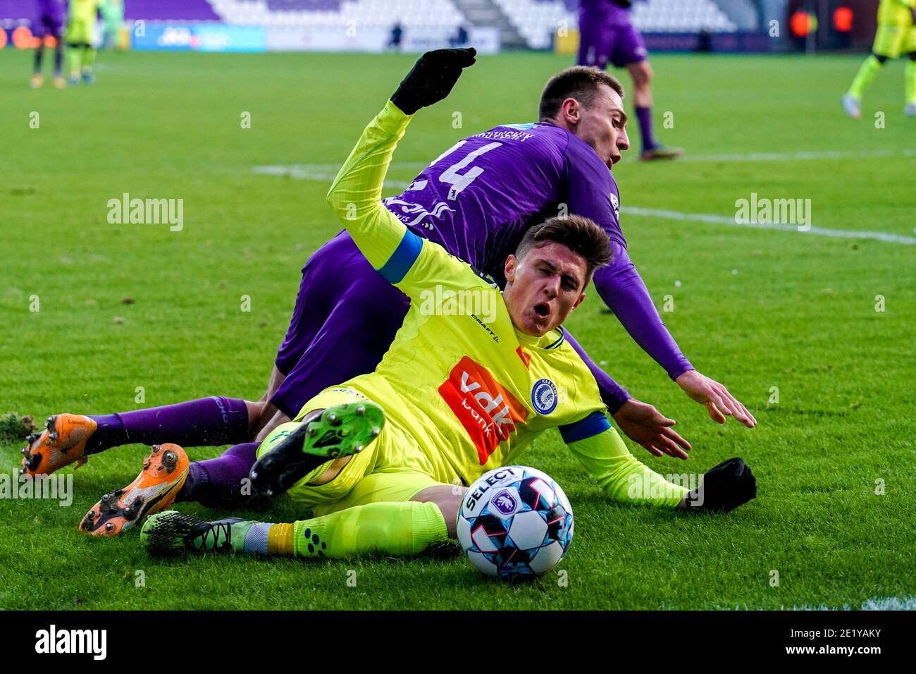 Alessio Castro Montes High Resolution Stock Photography And Images Alamy Alessio Castro Montes High Resolution Stock Photography And Images Alamy