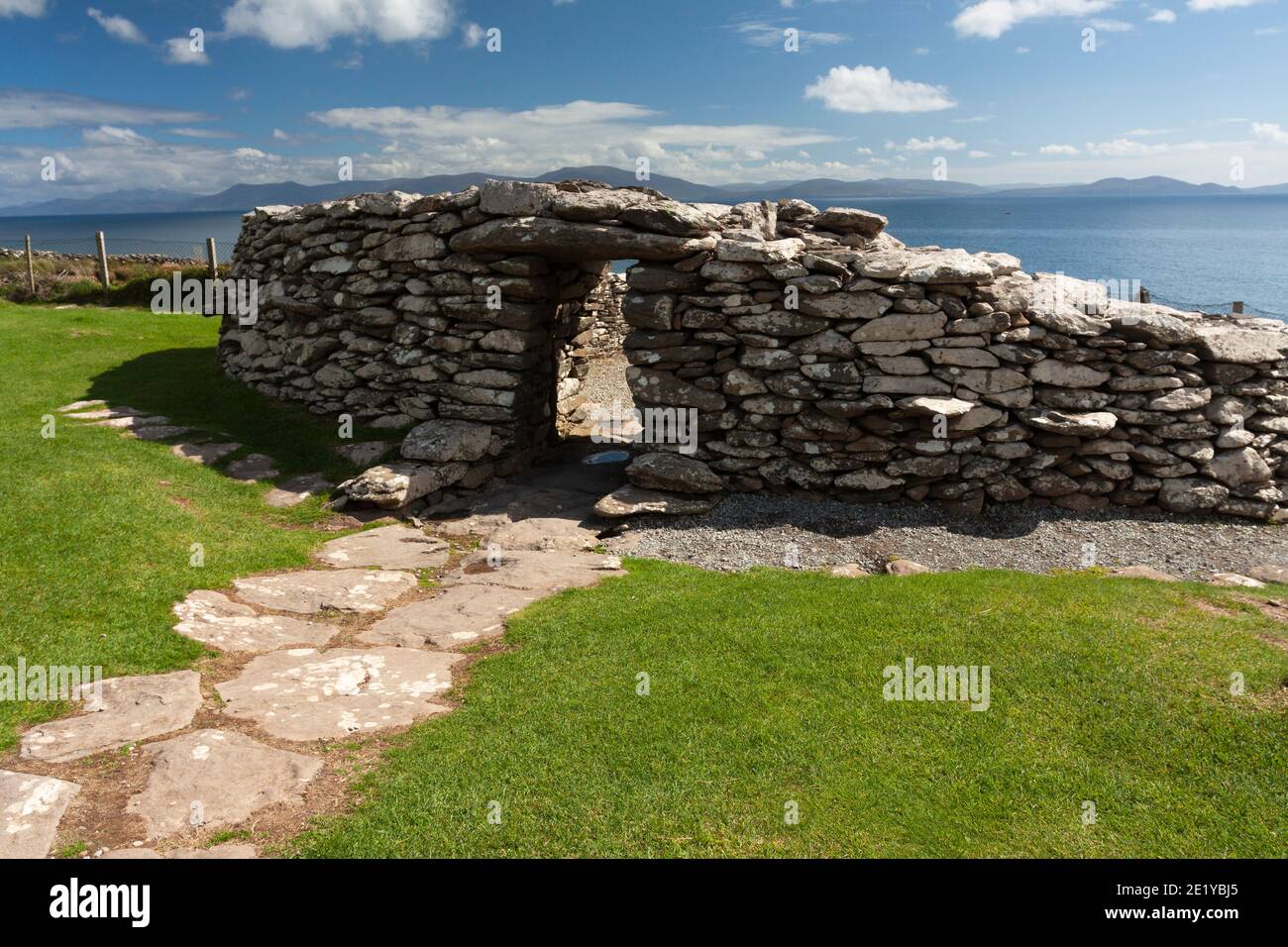 Ancient ruins of Dunbeg fort on coastal cliffs on the Dingle peninsula on the Wild Atlantic Way in Kerry in Ireland. Stock Photo