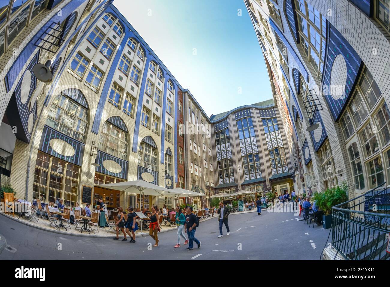 Hackesche Hoefe Hackescher Markt Mitte Berlin Deutschland Stock hackesche-hoefe-hackescher-markt-mitte-berlin-deutschland-stock