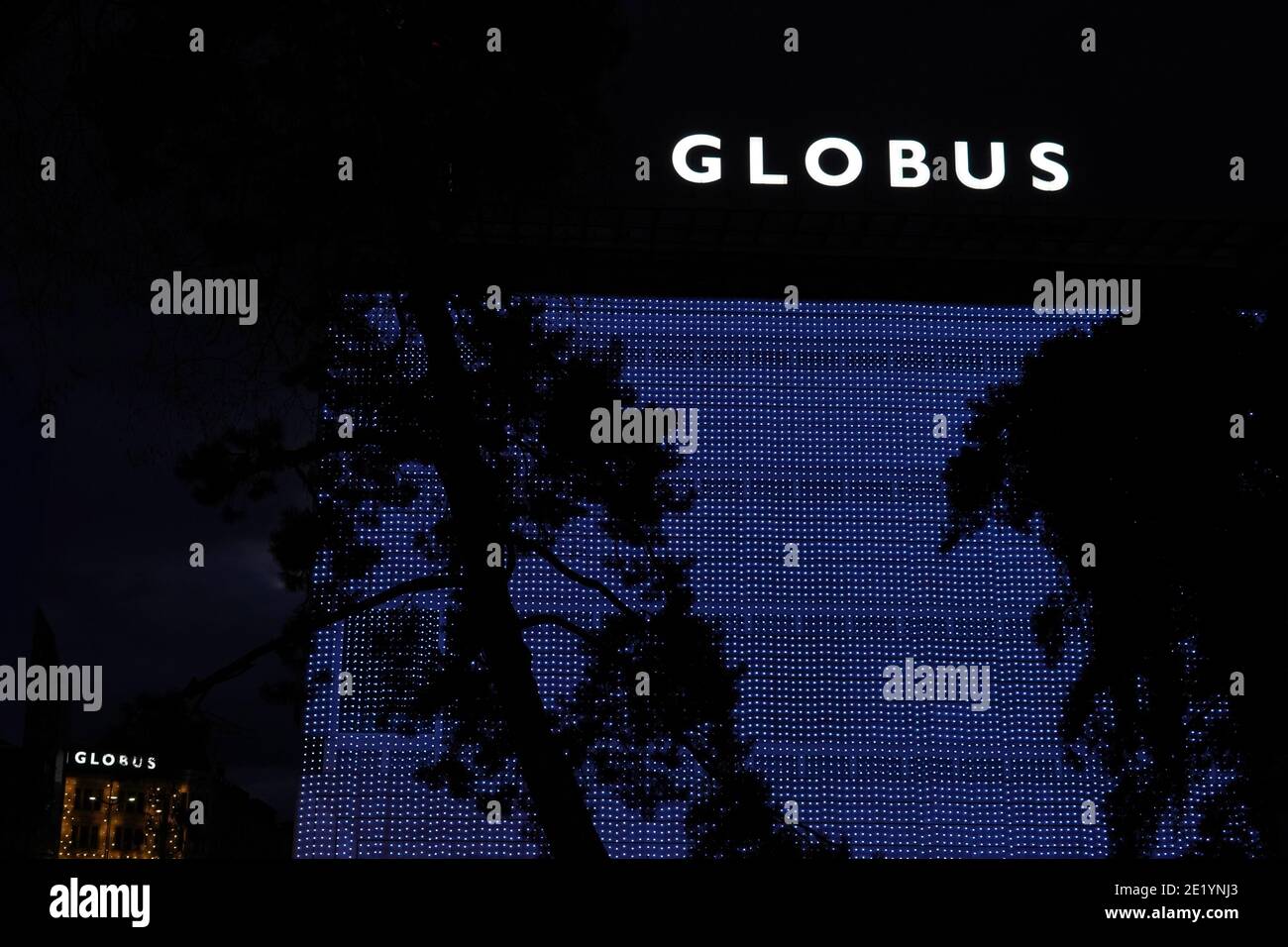 Globus longchamp 2025