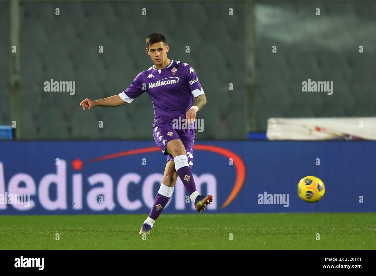 Lucas Martinez Quarta Fiorentina During The Italian Serie A Match Between Fiorentina 1 0 Cagliari At