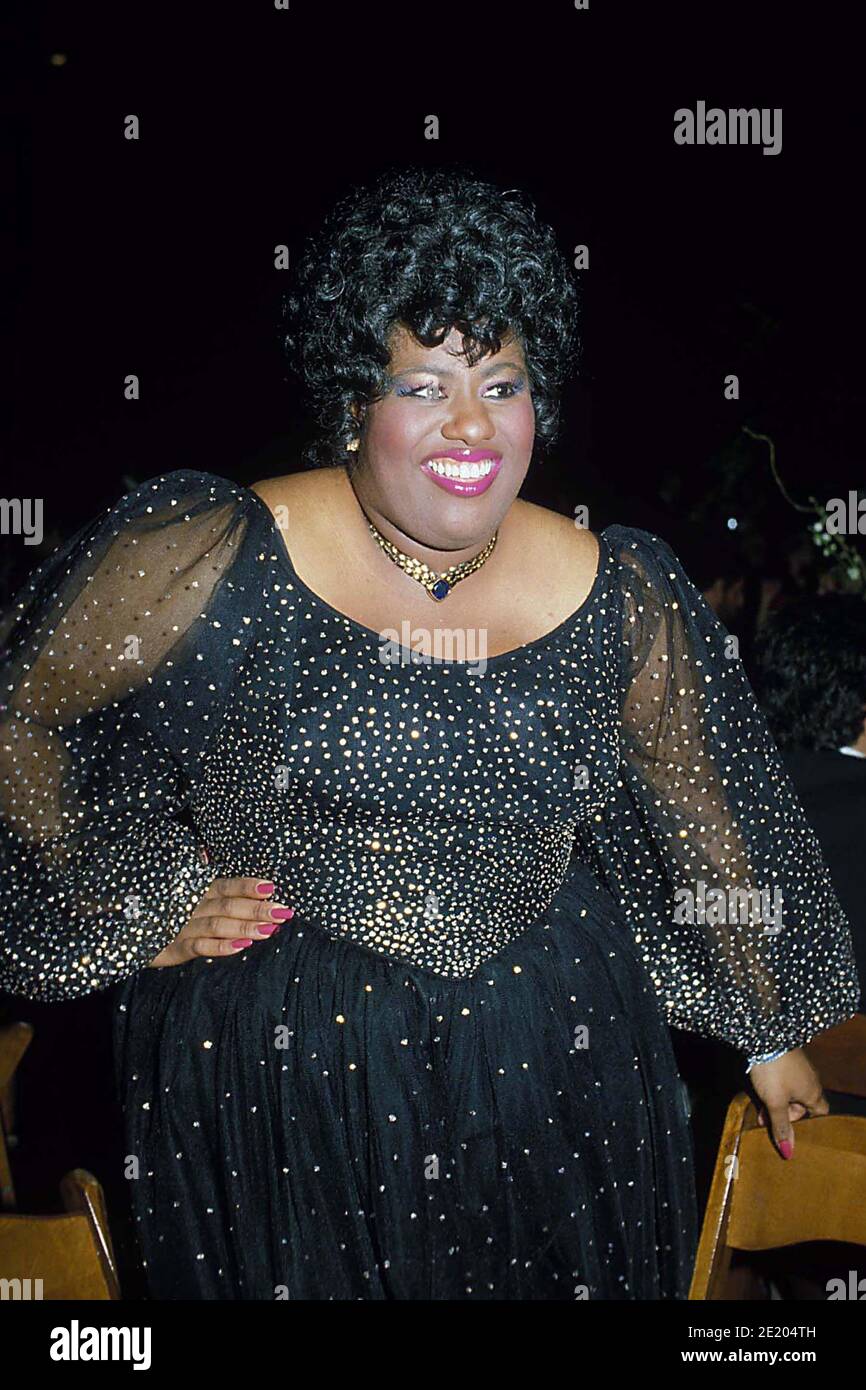 Jennifer Holliday’s Financial Rise & Glamorous Profile