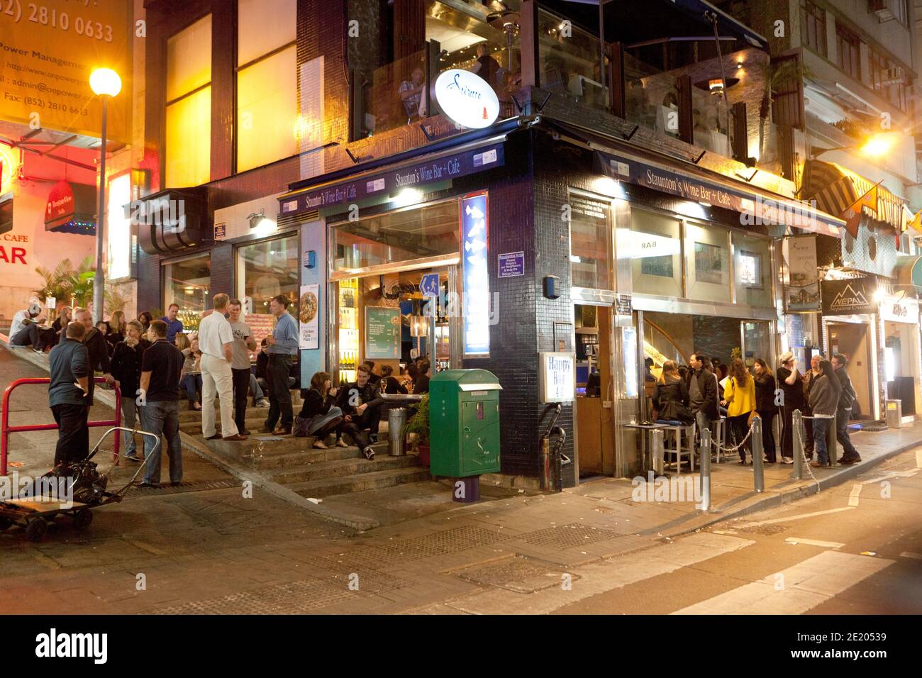 Staunton's Wine Bar and Cafe in Soho Stock Photo Alamy