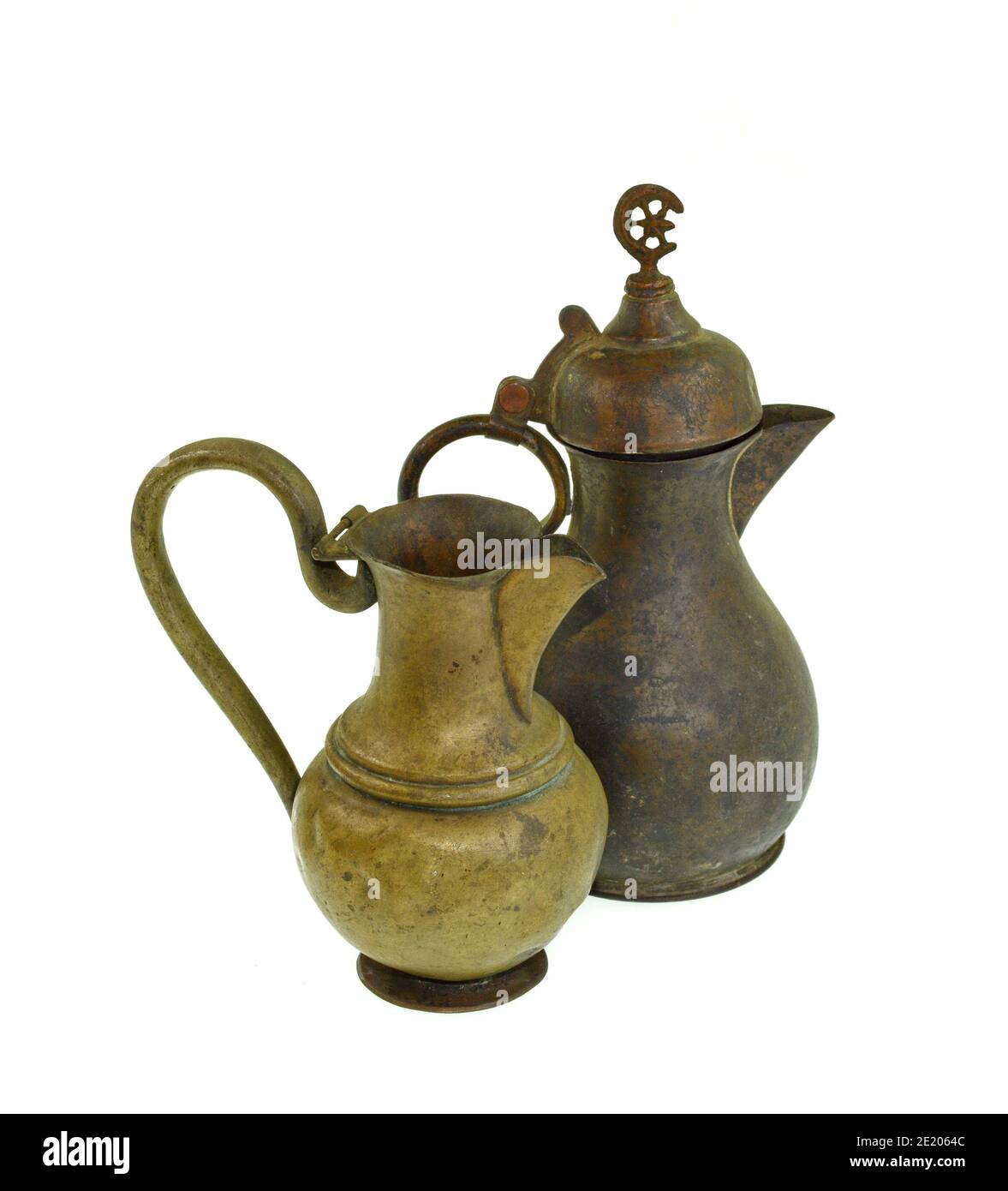 Old Arabic teapot. Moroccan teapot, Traditional tea Stock Photo Alamy