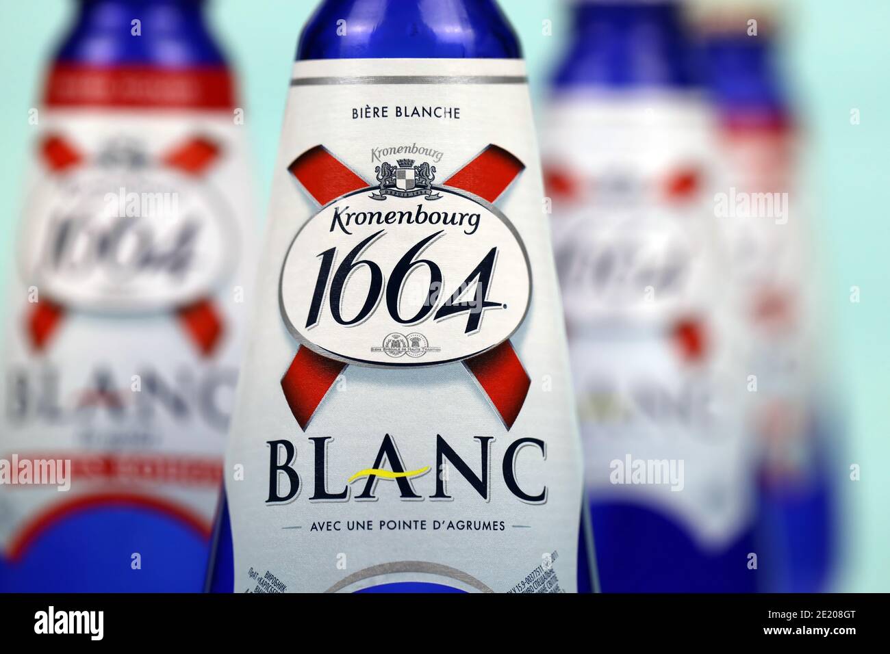 1664 beer brand logo hi-res stock photography and images - Alamy