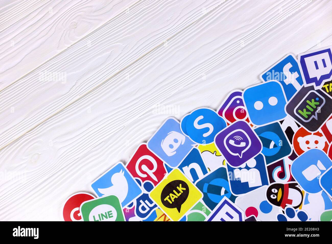 Youtube tiktok logo 2020 hi res stock photography and images Alamy