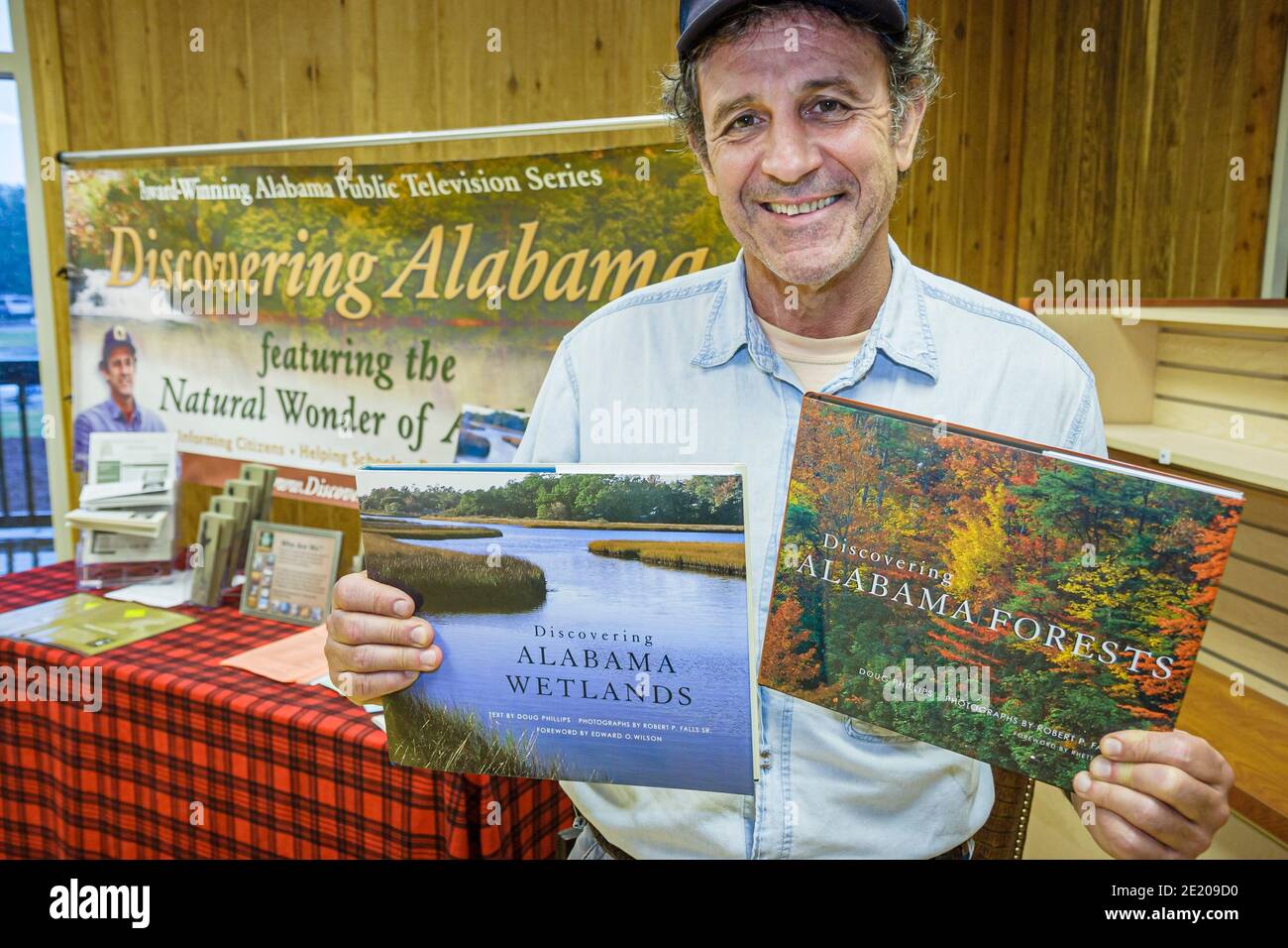 Alabama Spanish Fort 5 Rivers Alabama Delta Resource Center centre,exhibit author Doug Phillips book signing, Stock Photo