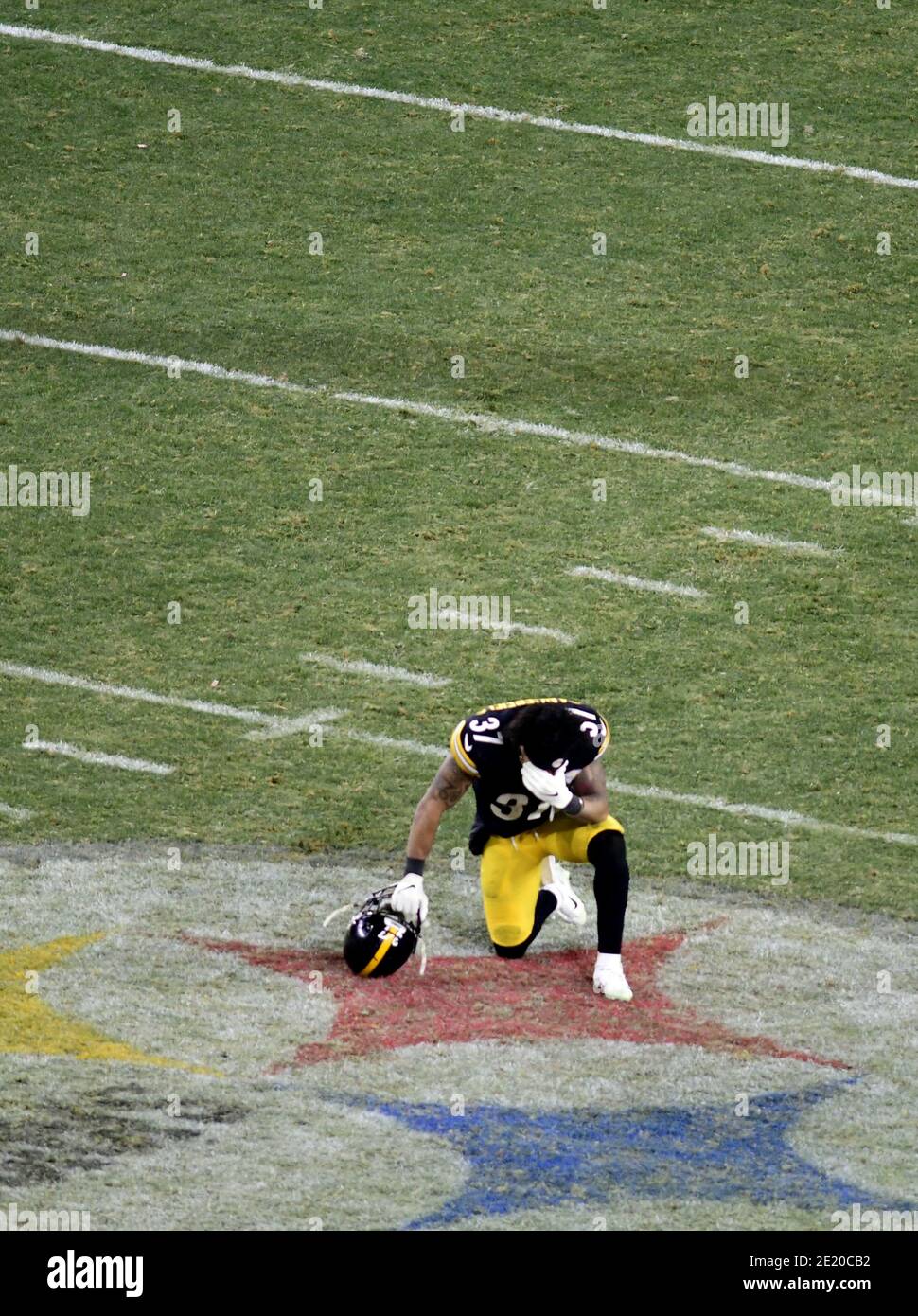 Pittsburgh Steelers safety Jordan Dangerfield (37) in action during an NFL  football game against the Cleveland Browns, Sunday, Oct. 18, 2020, in  Pittsburgh. (AP Photo/Justin Berl Stock Photo - Alamy