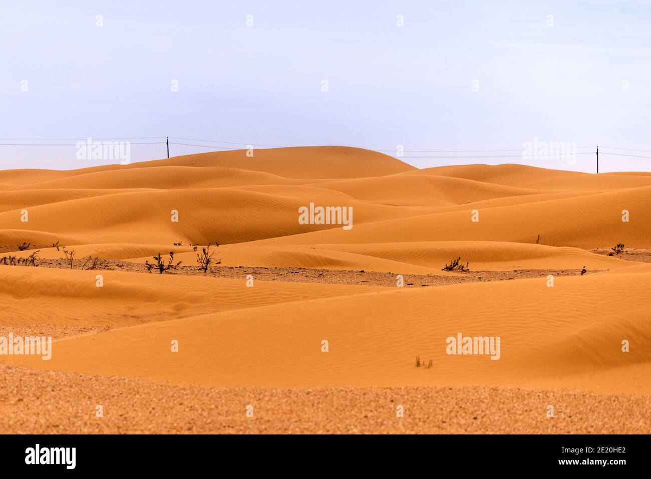 Saudi arabian desert sand storm hi-res stock photography and images - Alamy