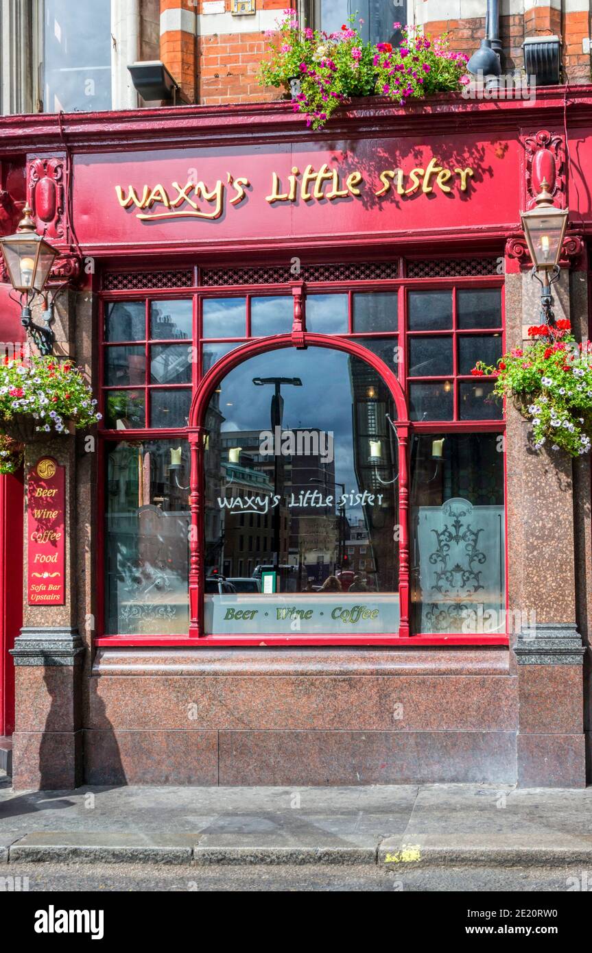 Waxy's Little Sister public house in Wardour Street, Soho Stock Photo