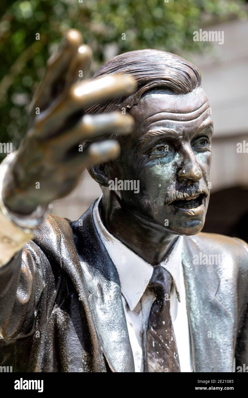 Sculpture by j seward johnson jr hi-res stock photography and images ...