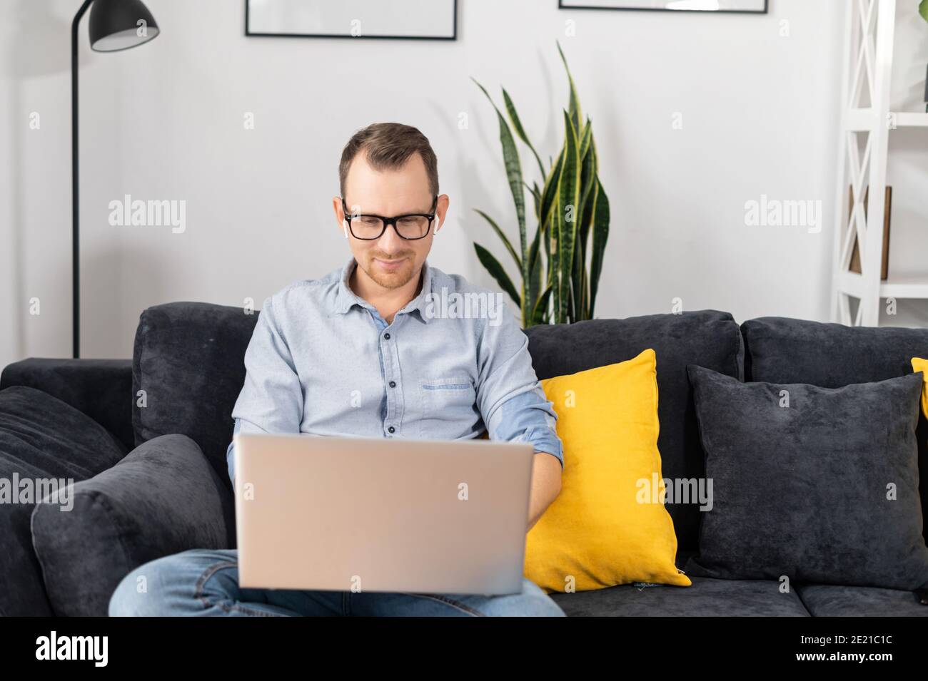 Individual using hi-res stock photography and images - Alamy