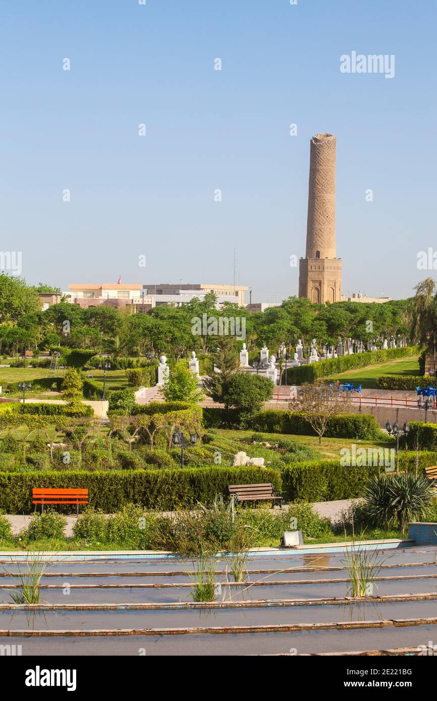 Iraq, Kurdistan, Erbil, View of Minare Park, with Sculptures of Kurdish figures leading to Choli Minaret also known as Mudhafaria Minaret Stock Photo