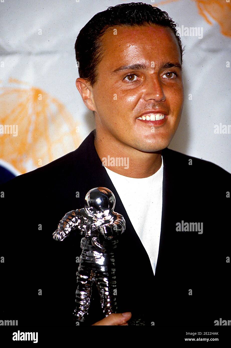 Curt Smith Of Tears For Fears at the 1990 MTV Music Awards Credit