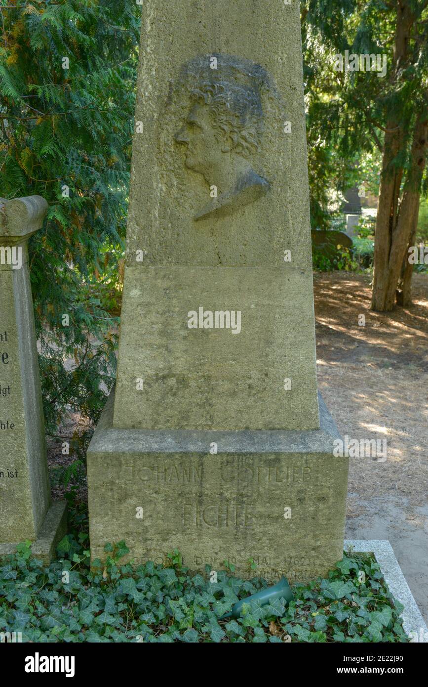 Grab, Johann Gottlieb Fichte, Dorotheenstaedtischer Friedhof, Chausseestrasse, Mitte, Berlin, Deutschland Stock Photo