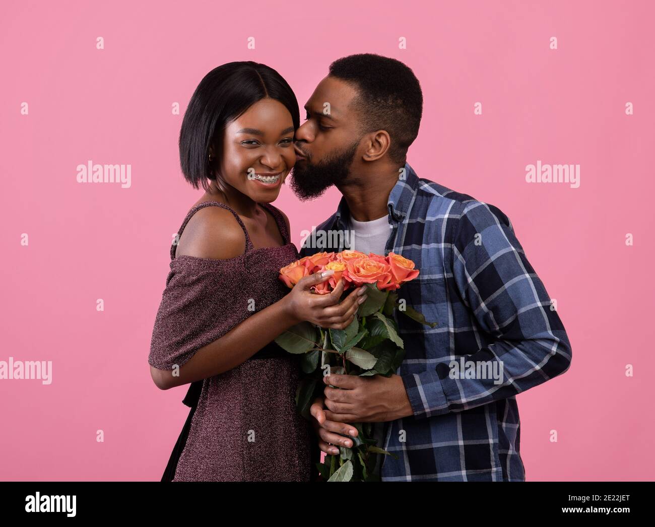 Kiss flowers hi-res stock photography and images - Alamy