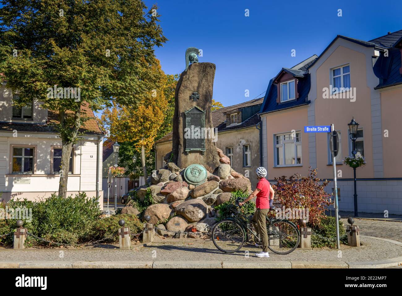 Kriegerdenkmal, Zickenplatz, Breite Strasse, Altstadt, Teltow, Brandenburg, Deutschland Stock Photo