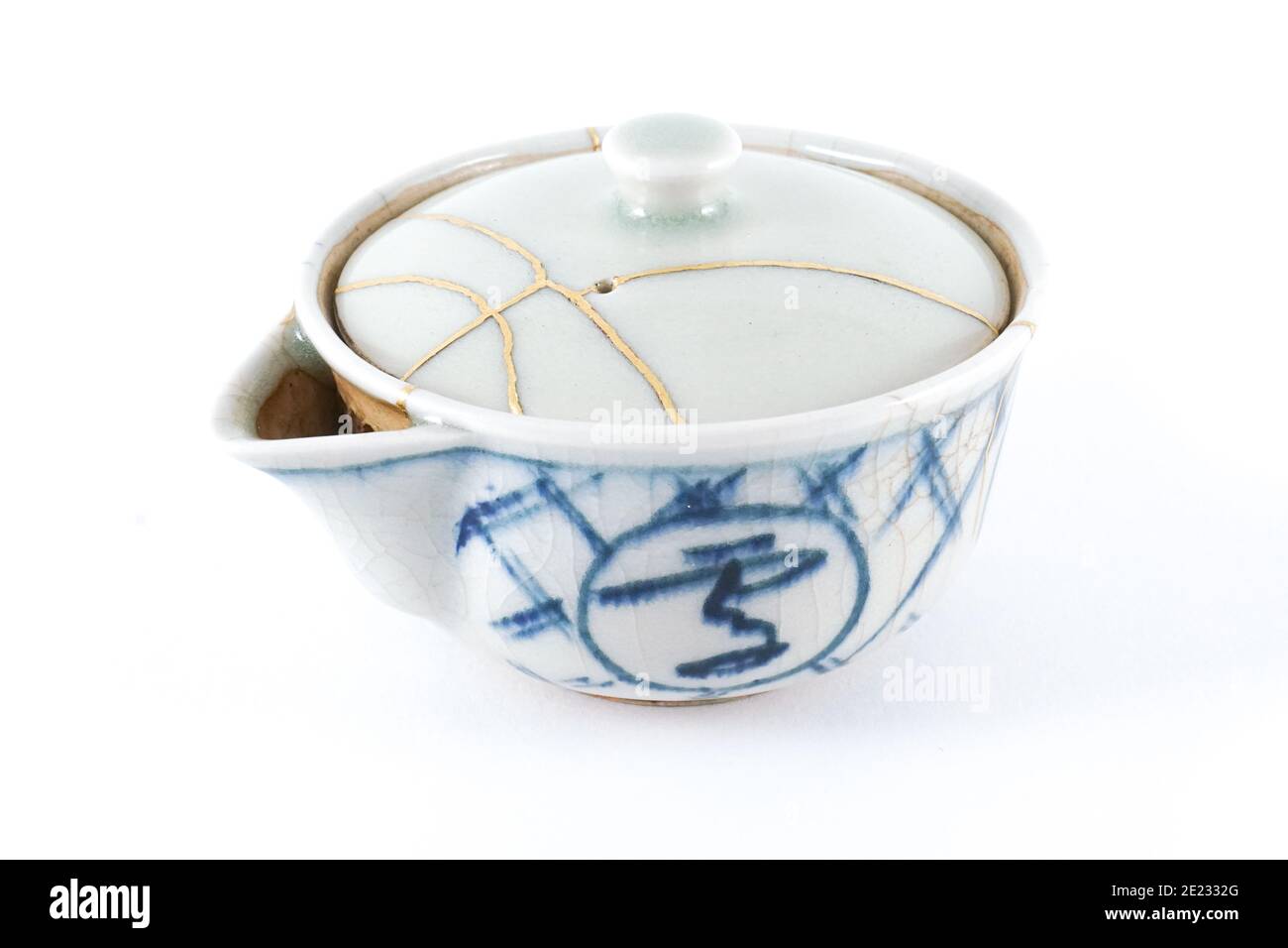 Kintsugi Japanese teapot for the tea ceremony Stock Photo Alamy