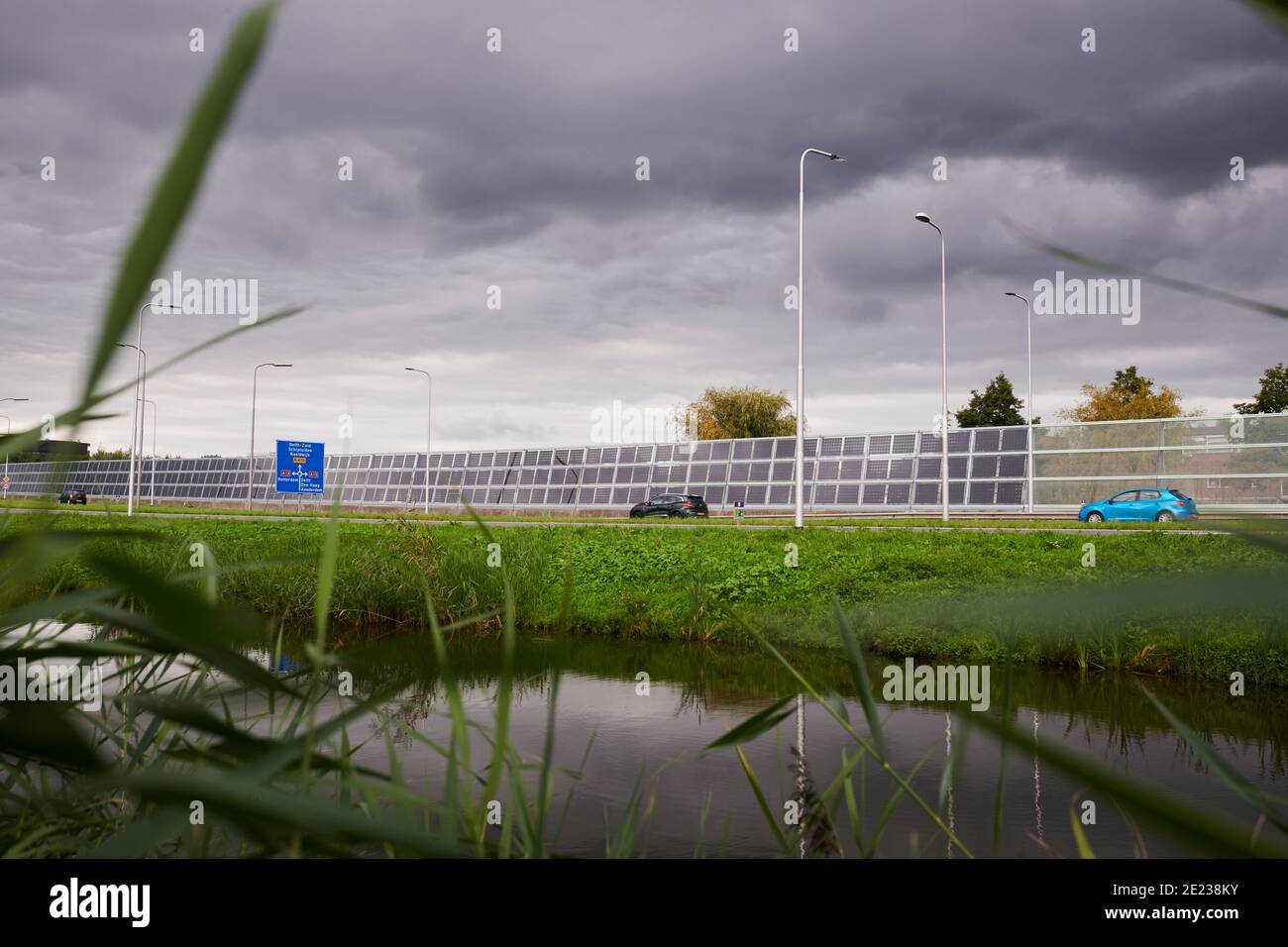Solar noise barrier hires stock photography and images Alamy