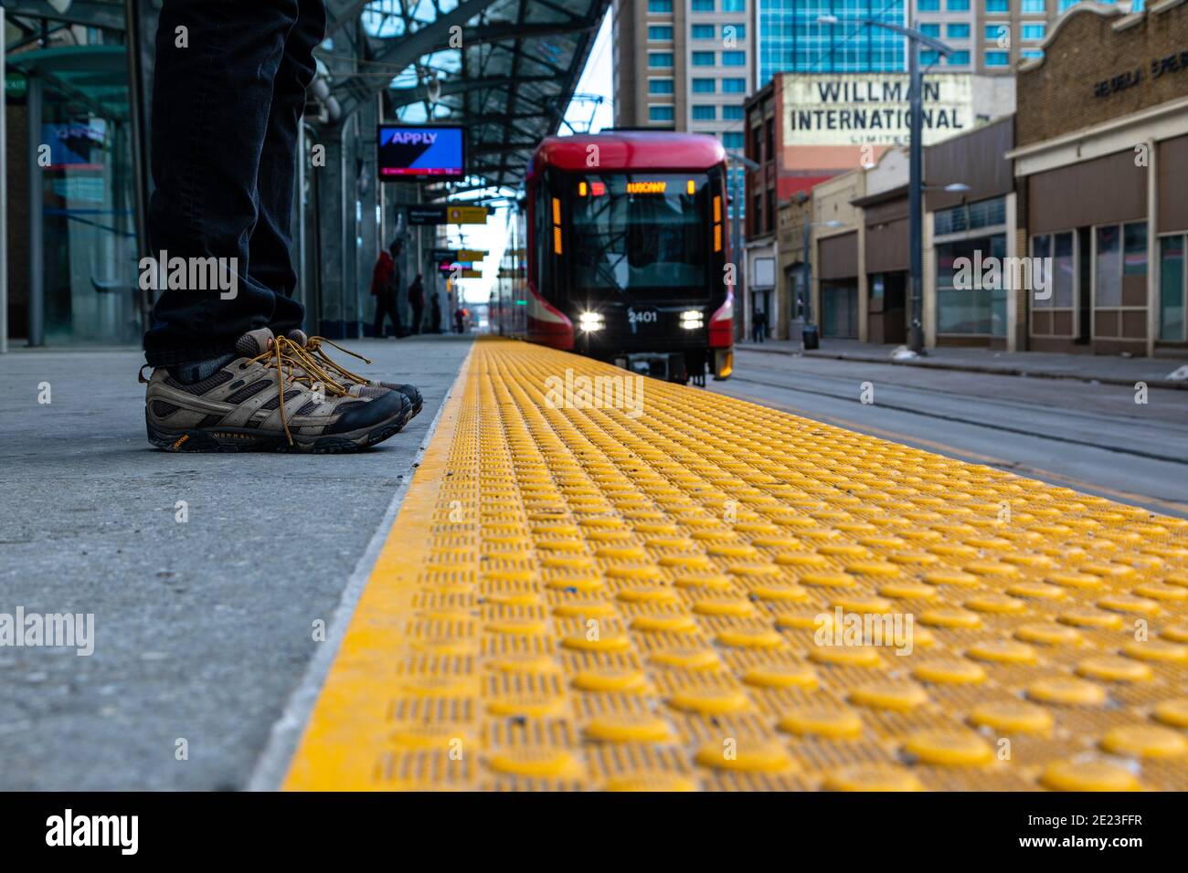 Transportation and wait hi-res stock photography and images - Alamy