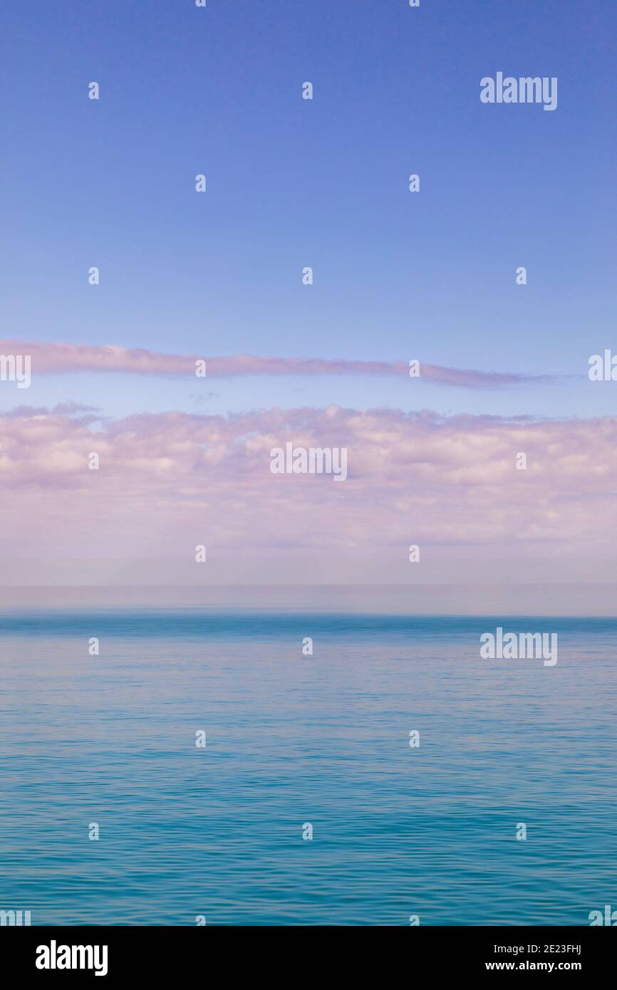 pink sunrise over the ocean Stock Photo - Alamy