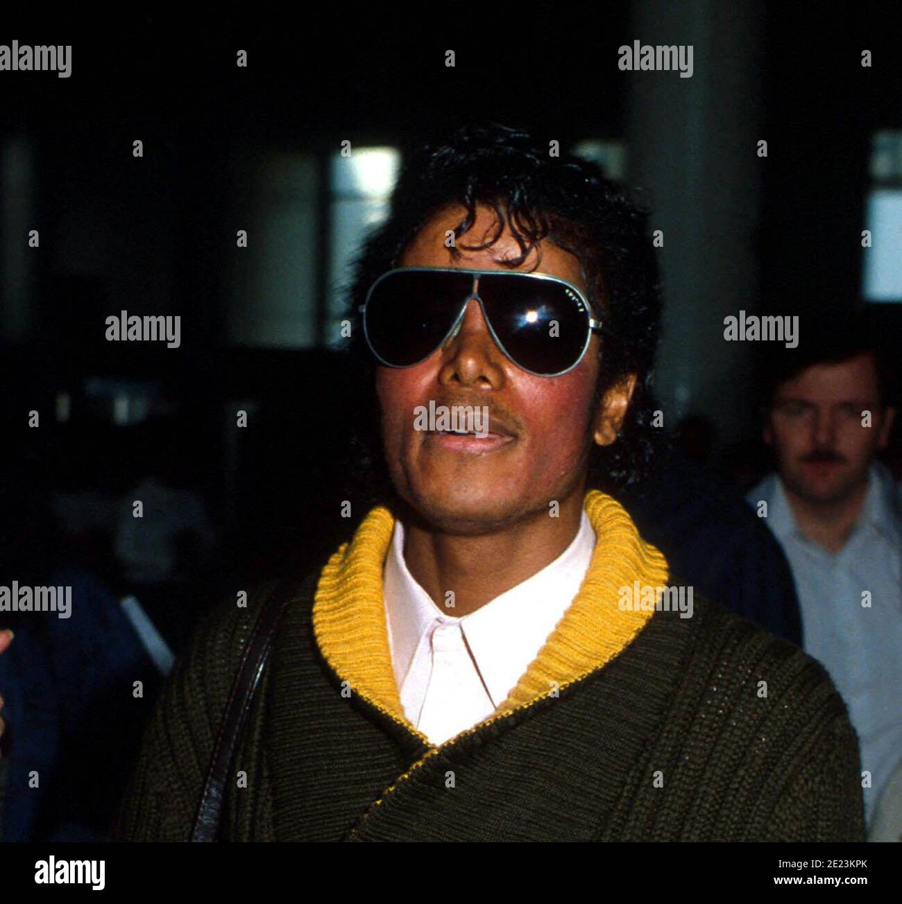 MICHAEL JACKSON 1984 A DIFFERENT LOOK 1xRARE8x10 PHOTO 