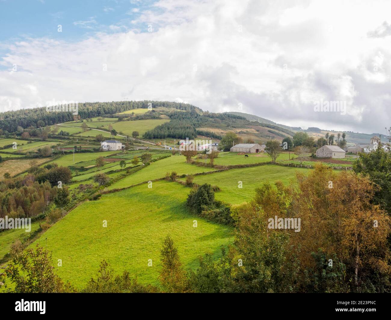 Lush green autumn countryside on the Camino - Linares, Galicia, Spain Stock Photo