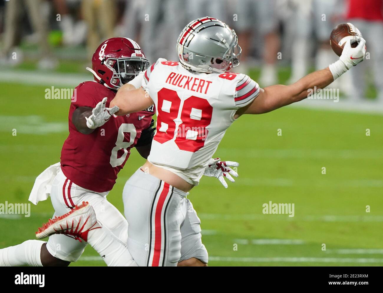 Hans Ruckert Fingertip catch hi-res stock photography and images - Alamy