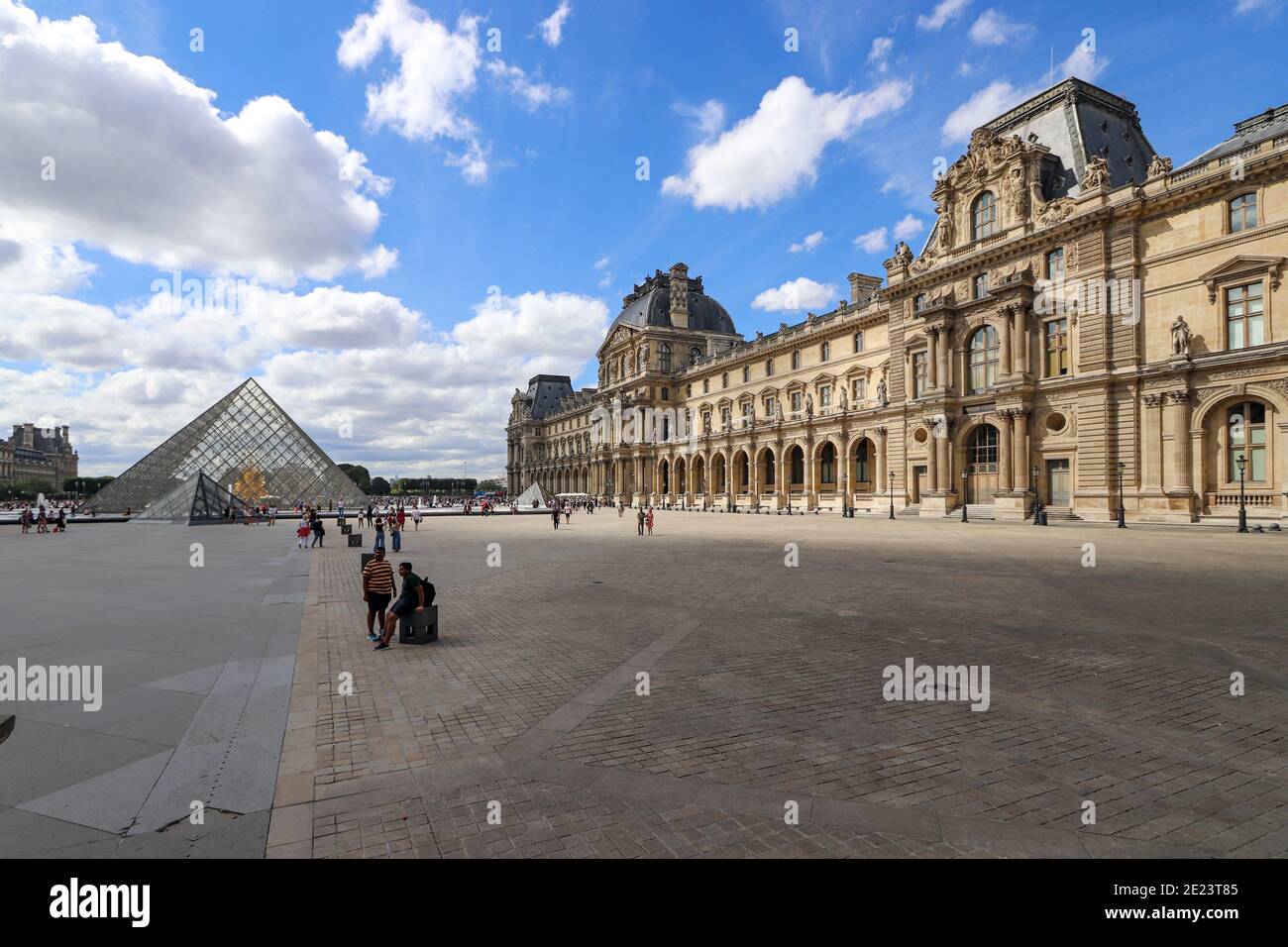 Le Louvre Museum, Paris 9 Stock Photo