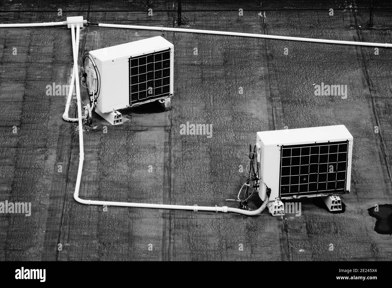 Rooftop air conditioner Black and White Stock Photos & Images - Alamy