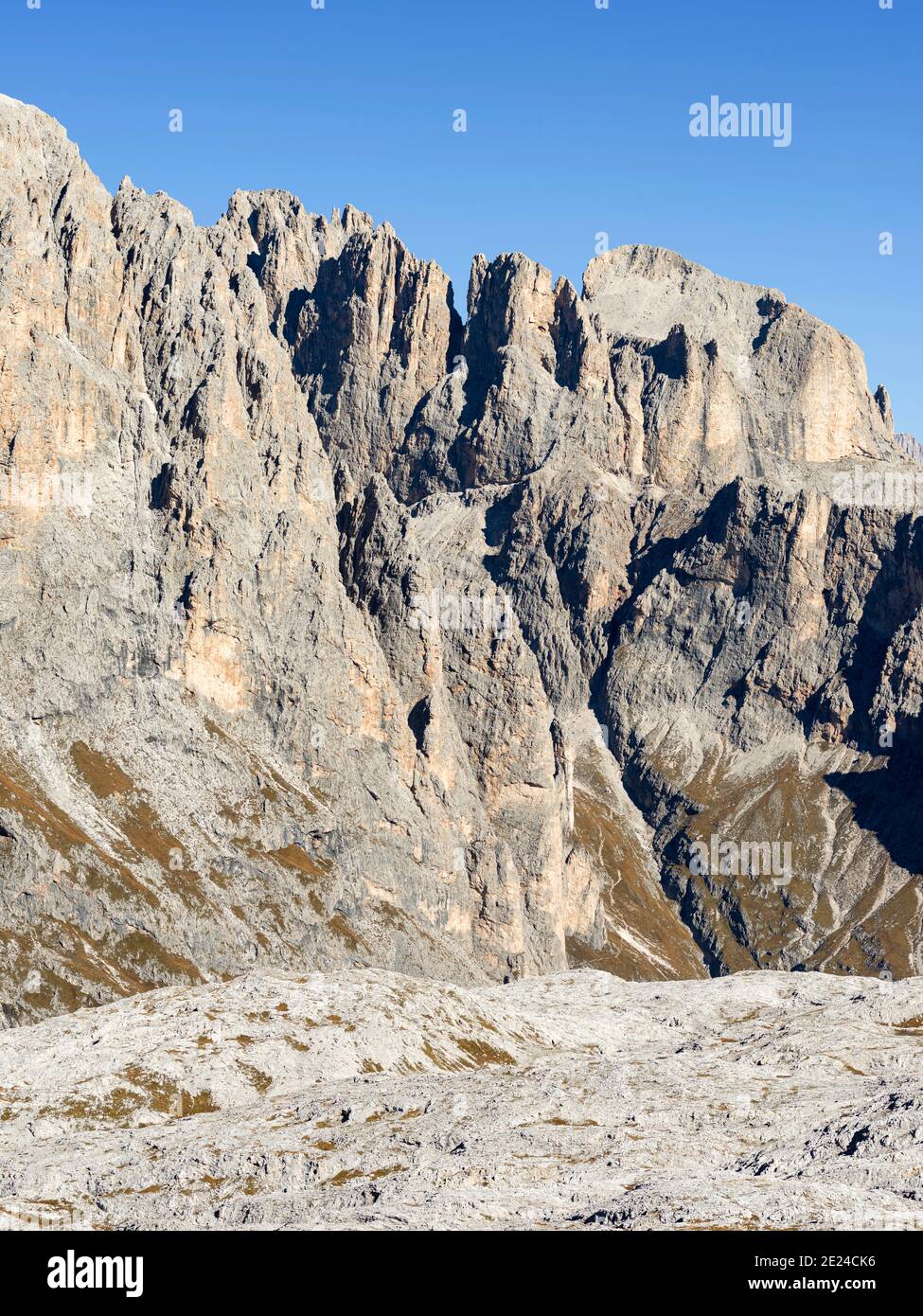 The  Focobon peaks.  The alpine plateau Altipiano delle Pale di San Martino in the Pala group in the dolomites of the Trentino. The Pala group is part Stock Photo