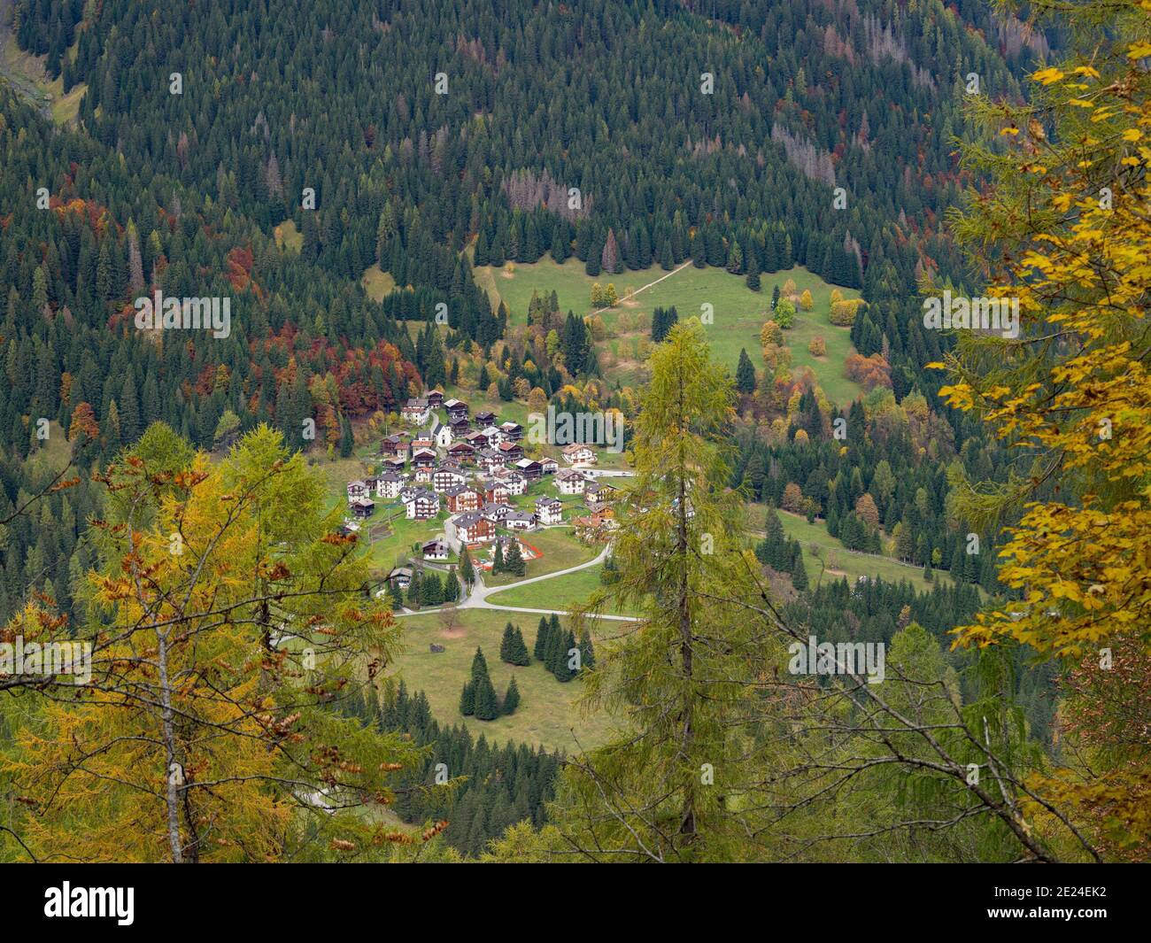 Village Gares , traditional alpine architecture in valley Valle di Gares,  Pale di San Martino. Pala is part of the UNESCO world heritage Dolomites. E Stock Photo