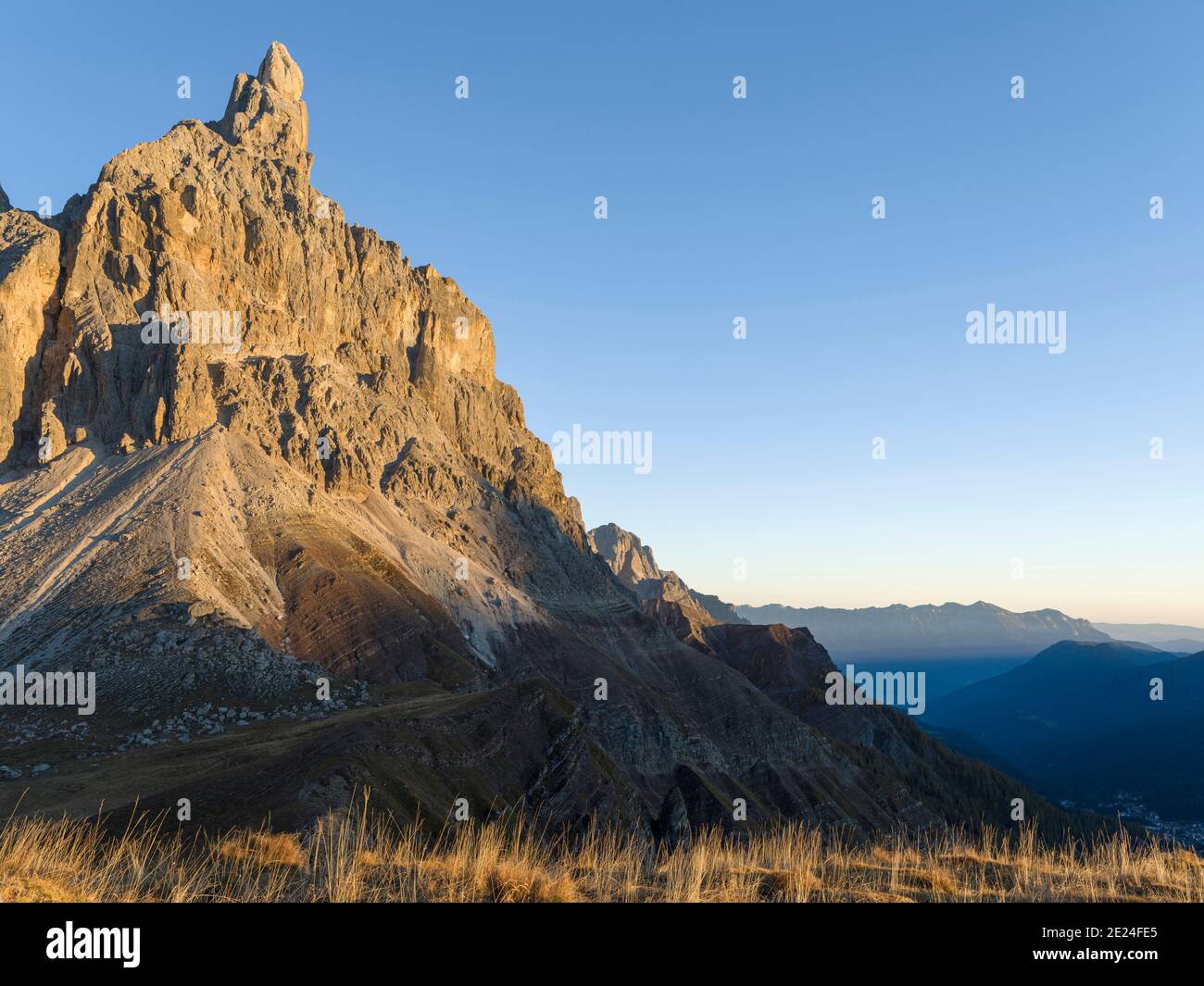 Cimon della Pala and Val Cismon.  Pala mountain range (Pale di San Martino) in the dolomites of Trentino. Pala is part of the UNESCO world heritage Do Stock Photo
