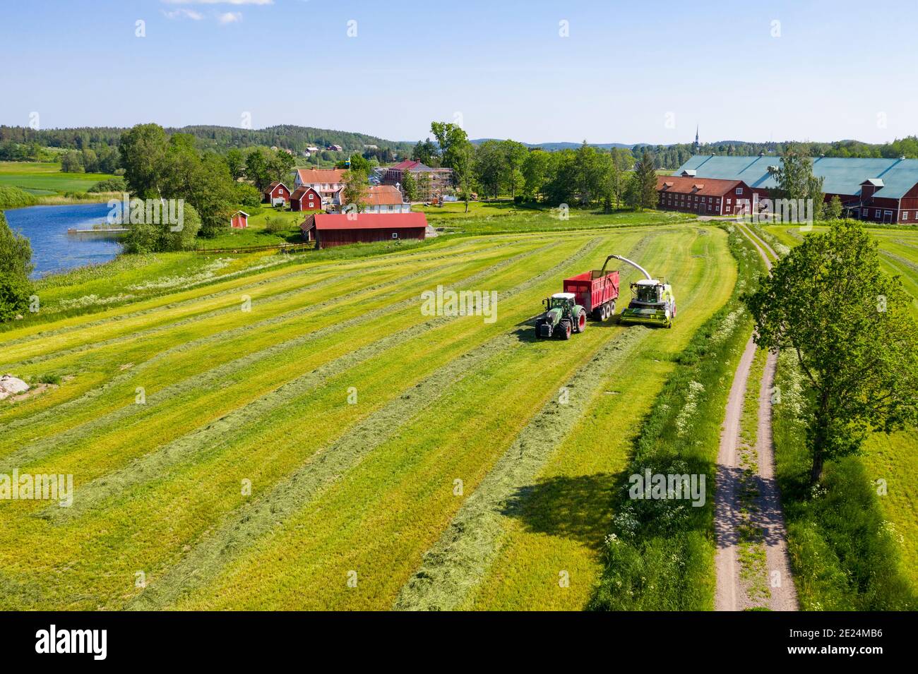 Crops harvest tractor aerial hi-res stock photography and images - Alamy