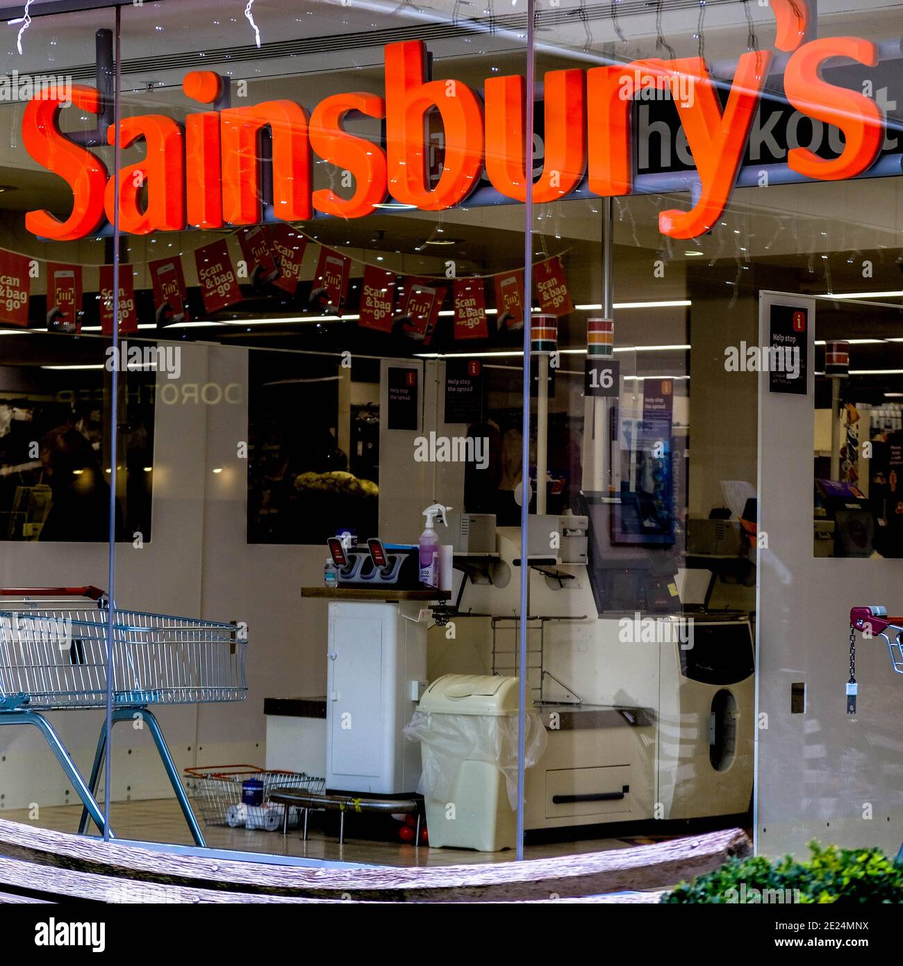 Sainsburys shop front 2021 hires stock photography and images Alamy