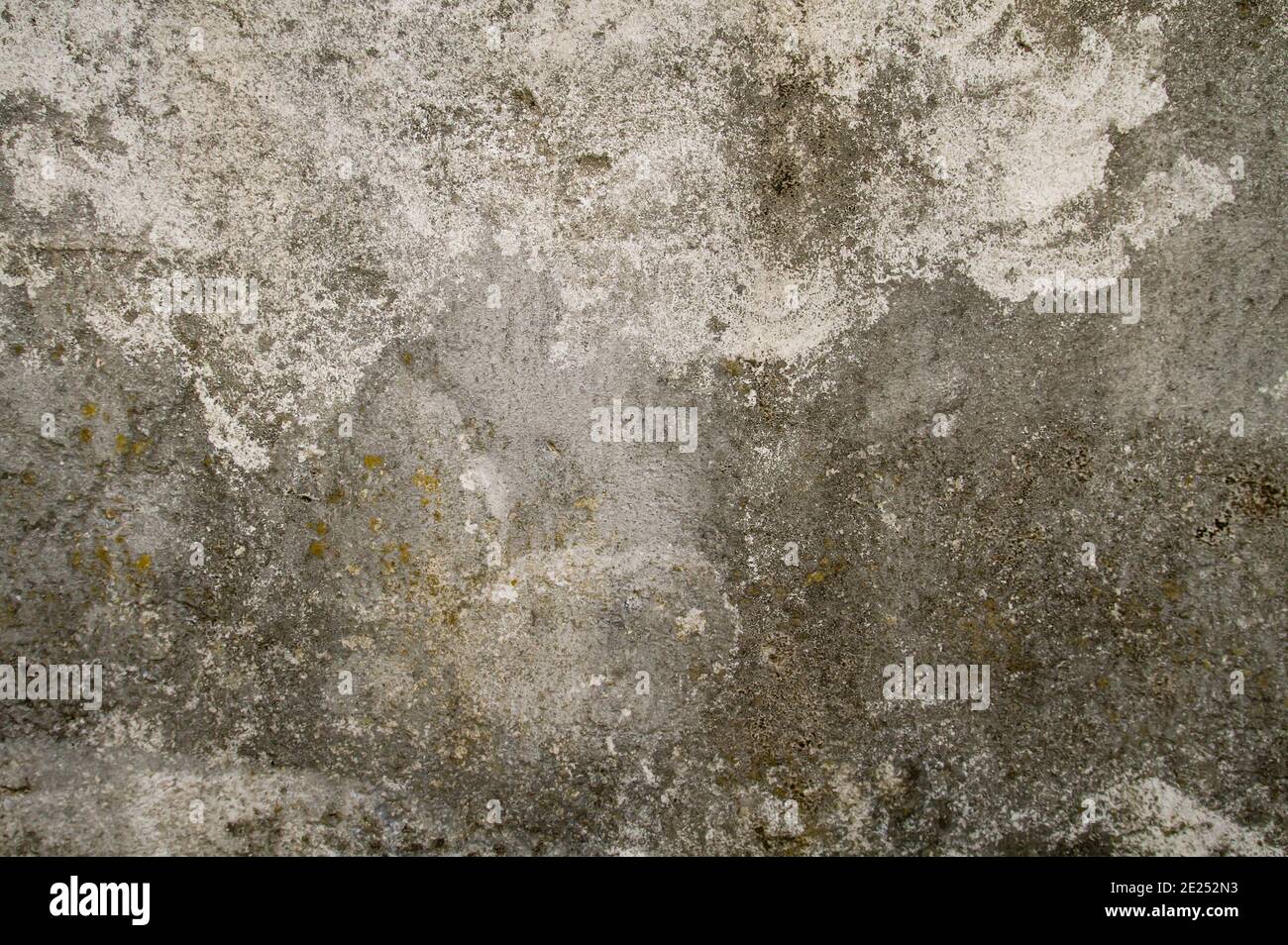 Old concrete wall grunge backround or texture Stock Photo