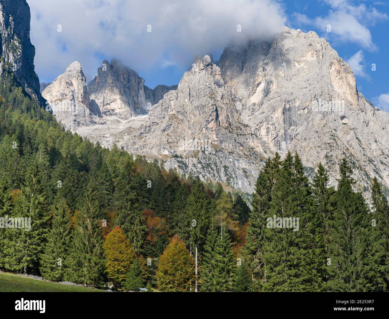 Valle del Canali in the mountain range Pale di San Martino, part of UNESCO world heritage Dolomites, in the dolomites of the Primiero.  Europe, Centra Stock Photo