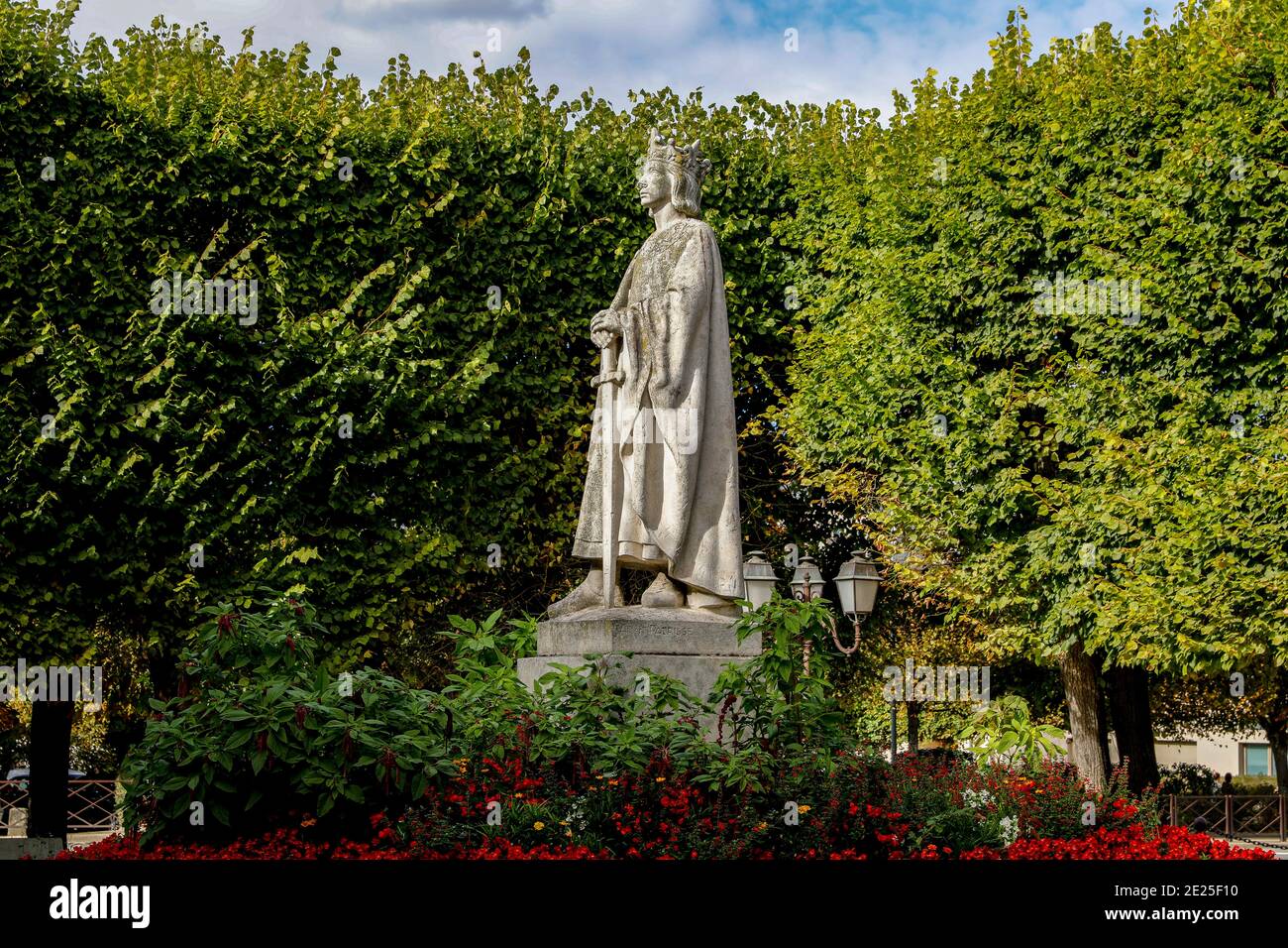 Statue profil hi-res stock photography and images - Alamy