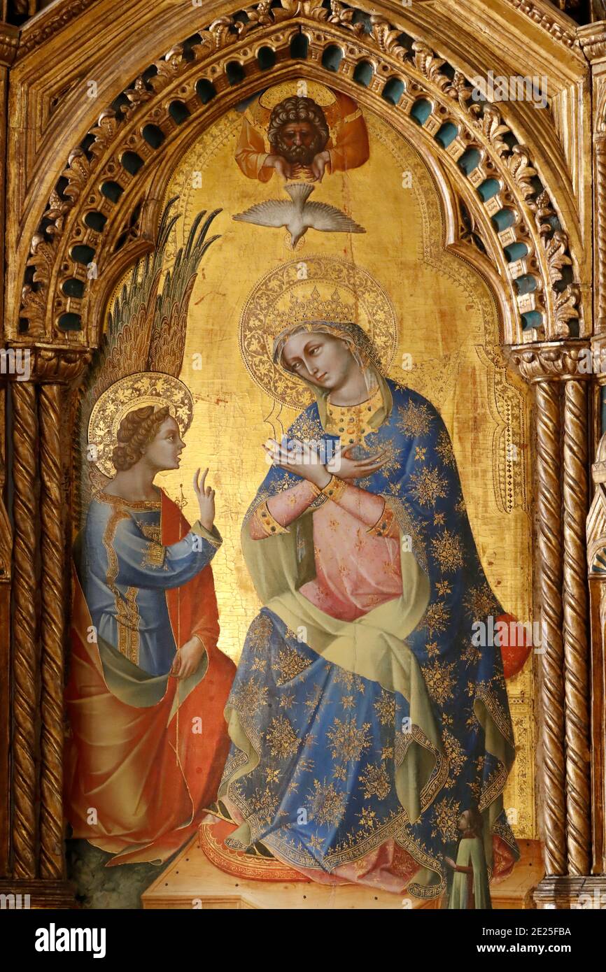 Gallerie dell'Accademia. Polyptych of the Annunciation (Lion Polyptych) by Lorenzo Veneziano. Wood panel.  1357. Virgin Mary and Holy Spirit. Detail. Stock Photo